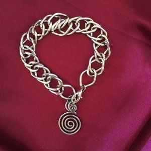 NWOT - Stylish Double-Link Chain Sliver Bracelet